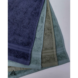 Pack of 5 - Premium 12x12 Washcloth - Ultra-Soft, Highly Absorbent - 600 GSM Luxury Towels ( Assorted Colors )